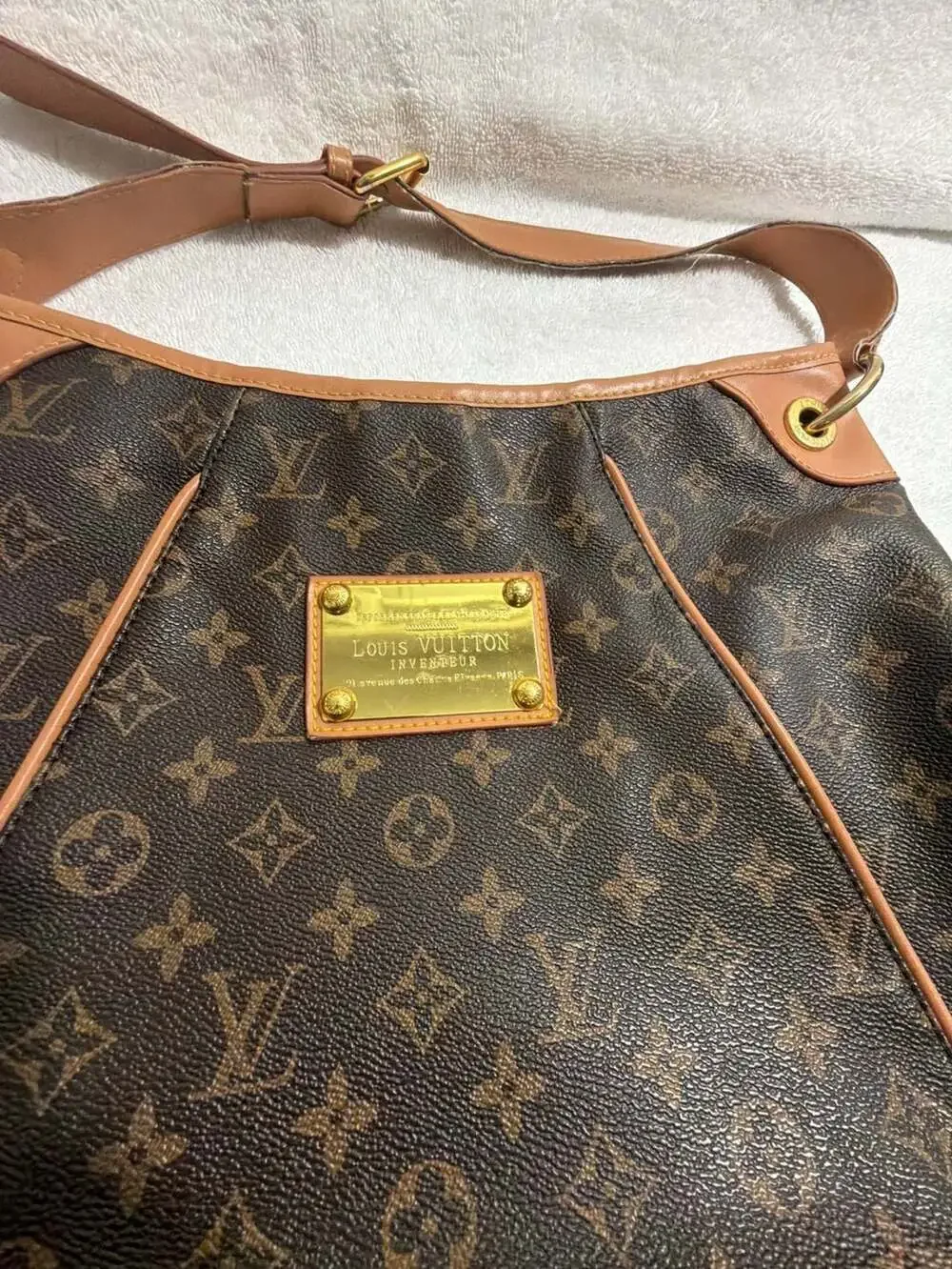 Louis Vuitton Monogram Galliera PM Shoulder Bag